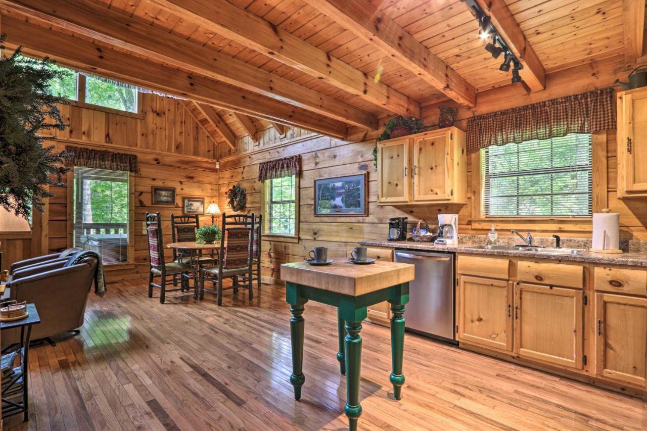 Gatlinburg Mountainside Escape With Deck And Hot Tub! Villa Exterior foto