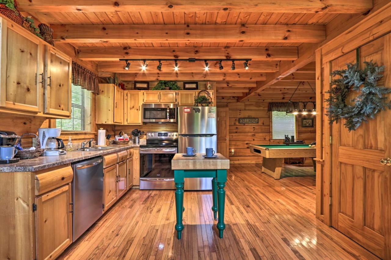 Gatlinburg Mountainside Escape With Deck And Hot Tub! Villa Exterior foto