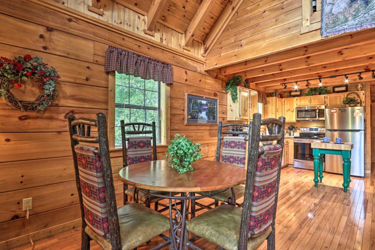 Gatlinburg Mountainside Escape With Deck And Hot Tub! Villa Exterior foto