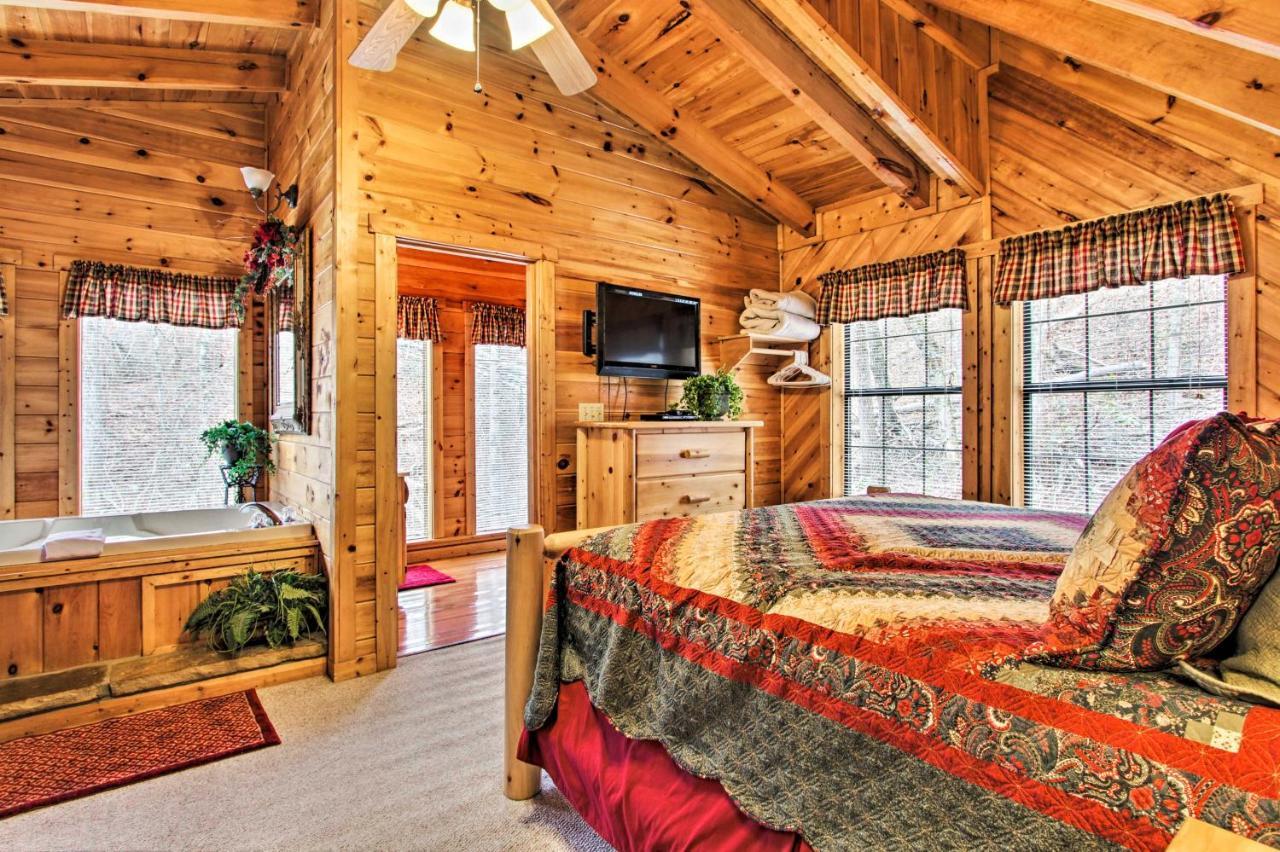 Gatlinburg Mountainside Escape With Deck And Hot Tub! Villa Exterior foto
