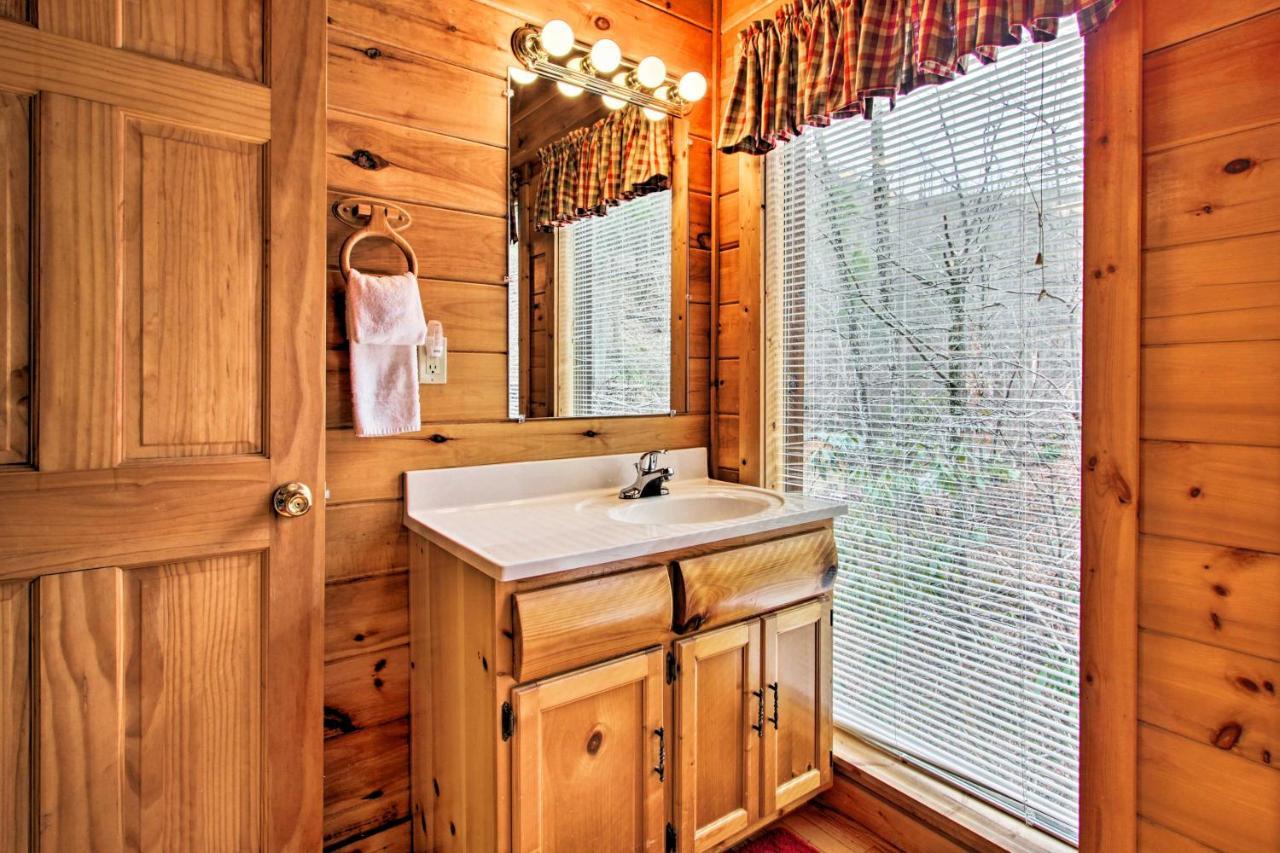Gatlinburg Mountainside Escape With Deck And Hot Tub! Villa Exterior foto