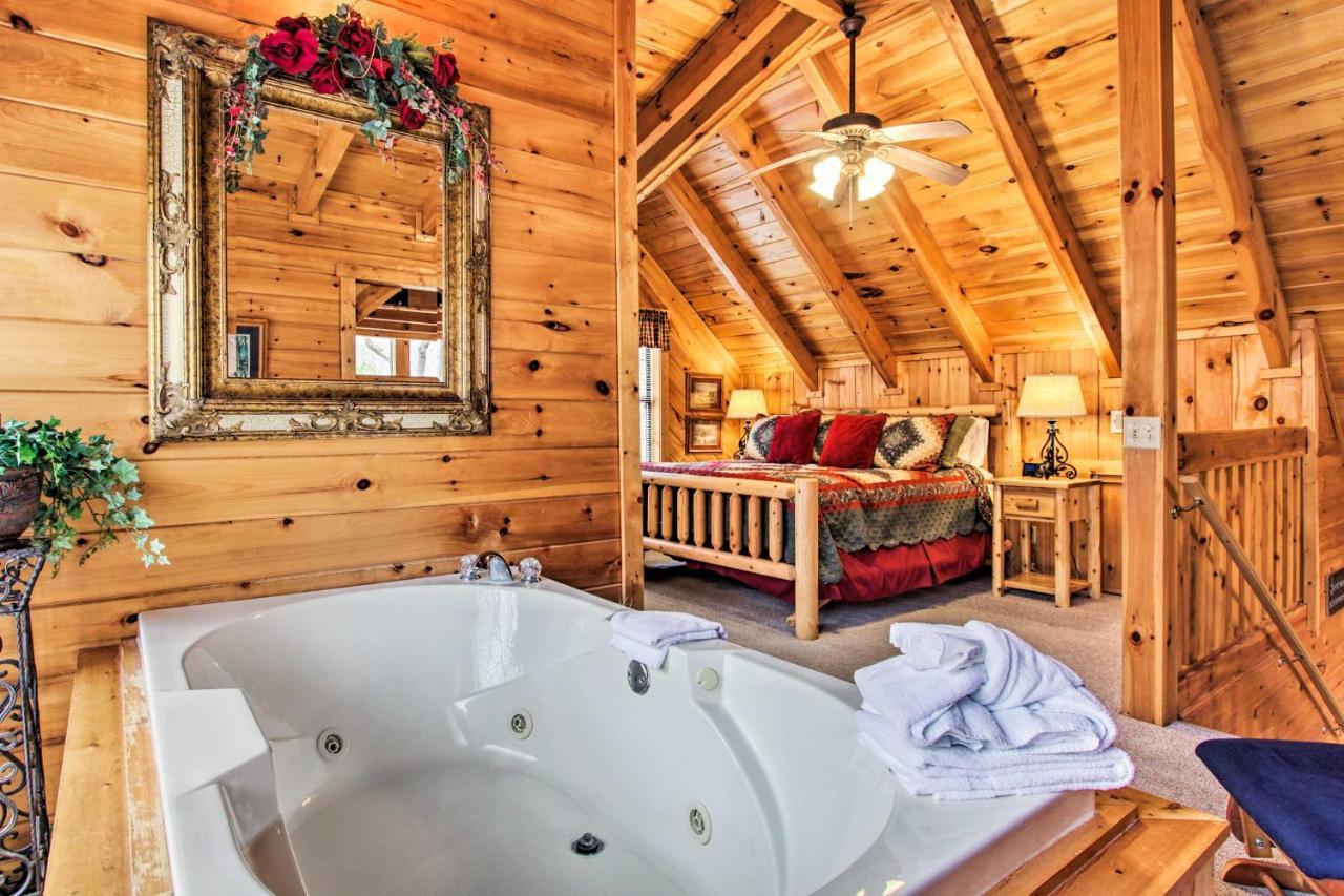 Gatlinburg Mountainside Escape With Deck And Hot Tub! Villa Exterior foto