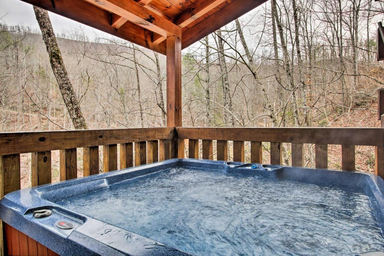 Gatlinburg Mountainside Escape With Deck And Hot Tub! Villa Exterior foto